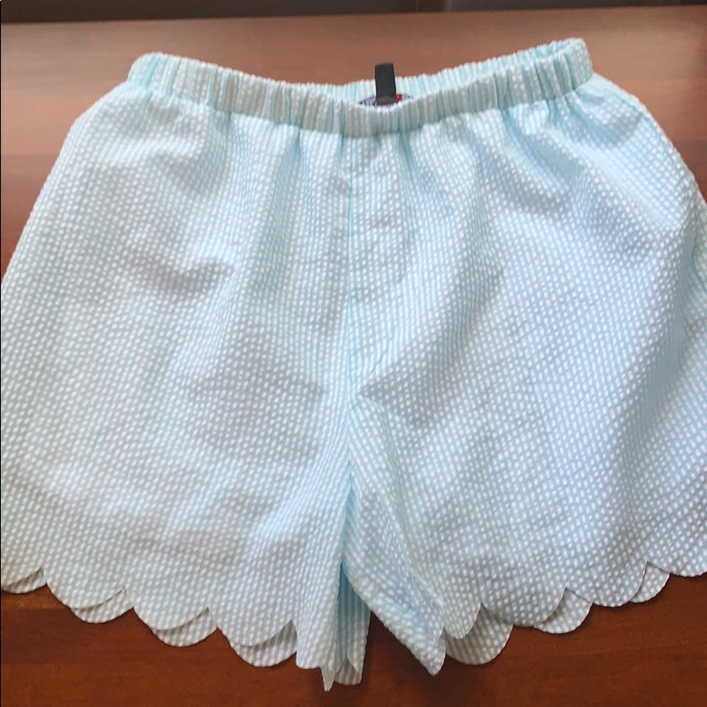 Seersucker shorts NWOT